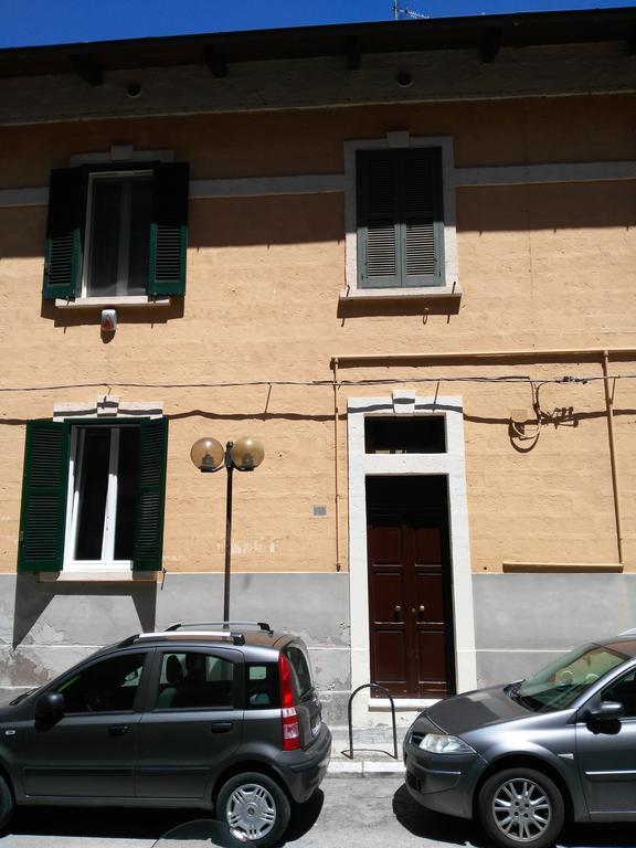 Casa Vacanze La Terra Dei Briganti Matera Exterior foto